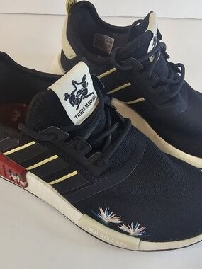 Adidas Womens NMD_R1X Thebe Magugu Snwakers Size 6